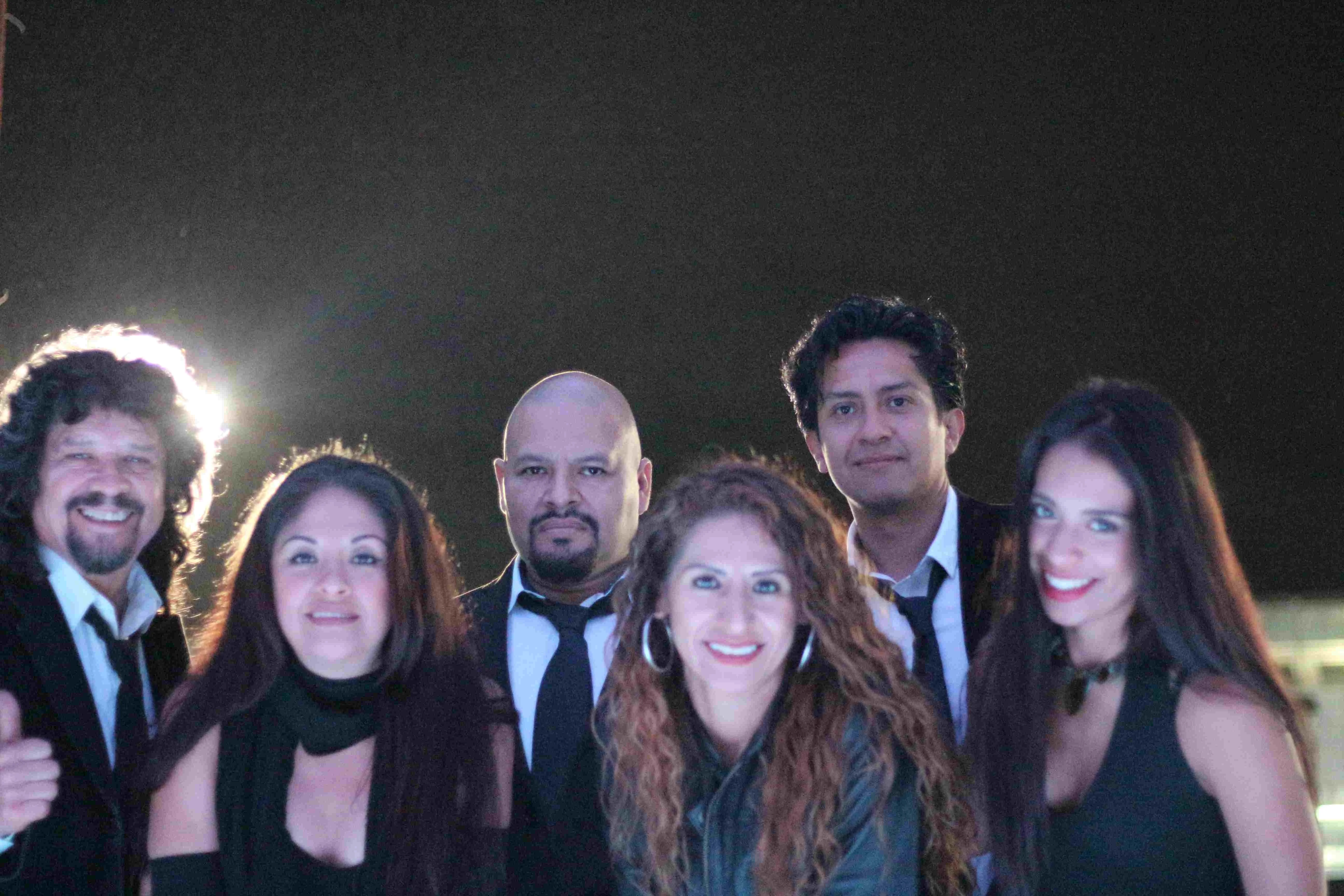 Grupo musical La Célula en graduación